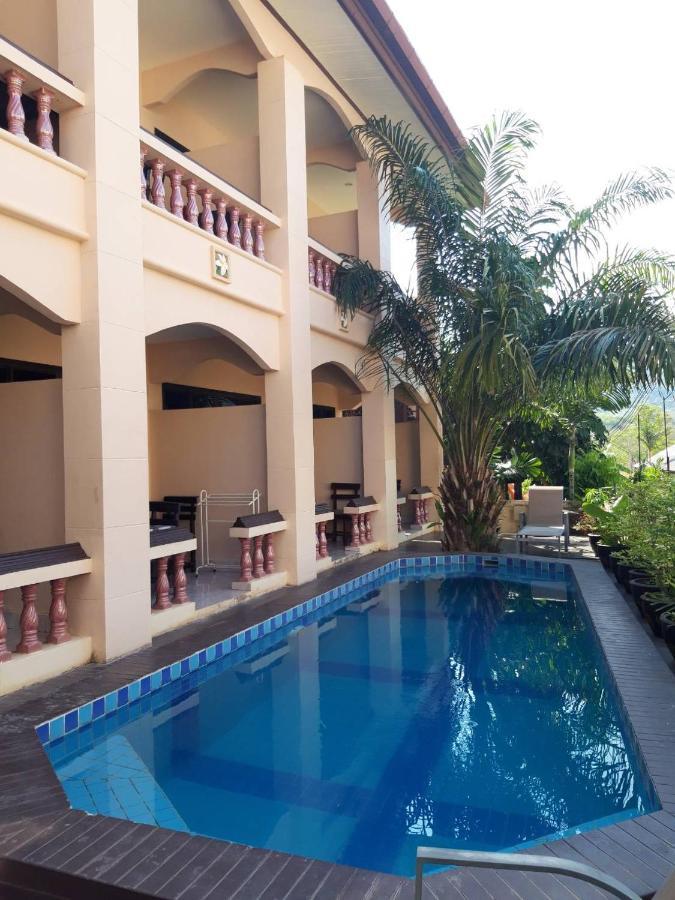 Thalassa Nai Harn Exterior photo